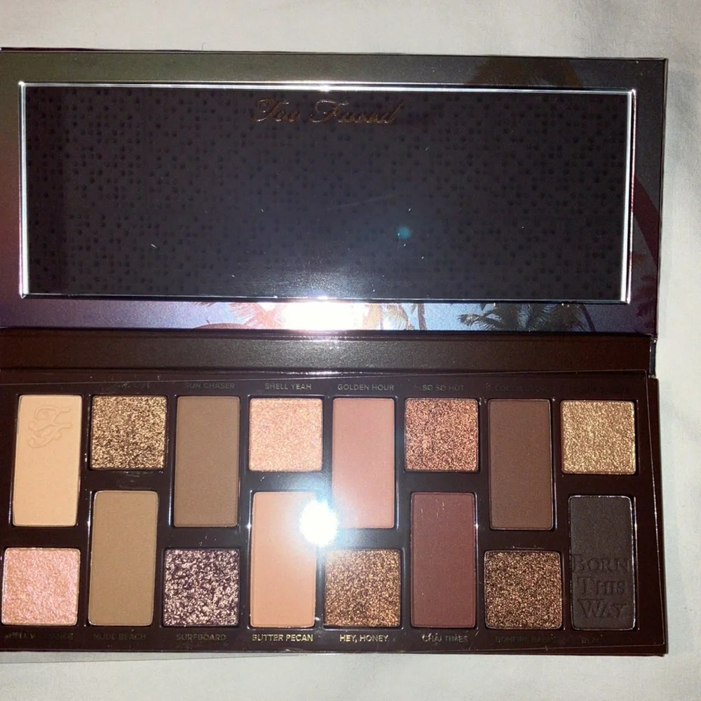 NWOT In box Too faced born this way sunset stripped eyeshadow palette - Picture 6 of 6